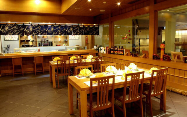 Thumrin Thana Hotel