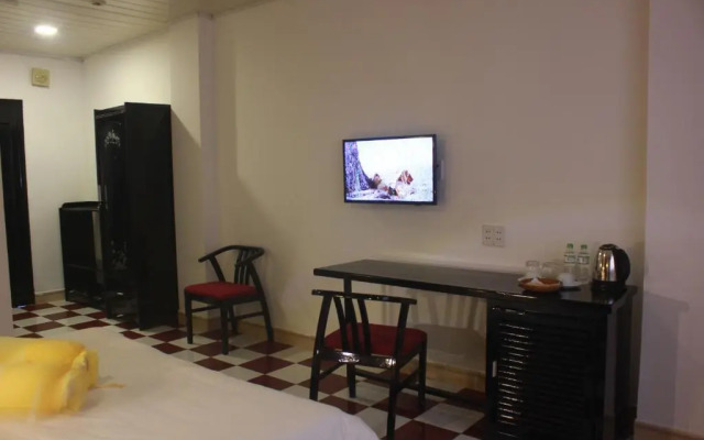 Hai Yen Hotel