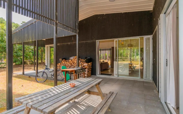 The Golden Hideaway - Matarangi Holiday Home