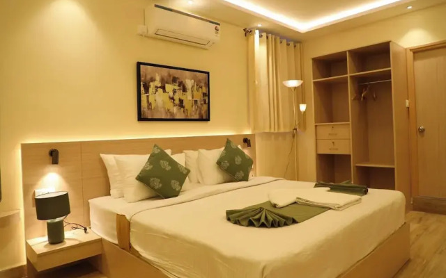 Hotel Green Parrot