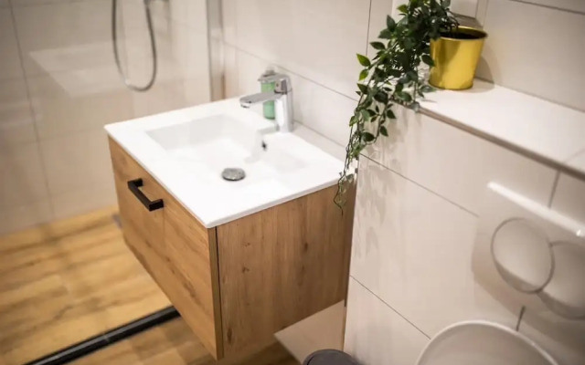 Spacious 2 Bedroom Serviced Apartments 71-77m2