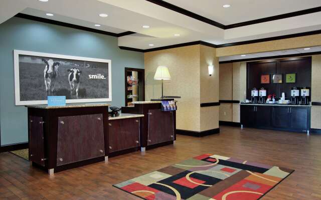 Hampton Inn & Suites Buffalo