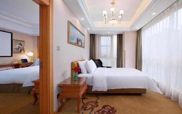 Vienna Hotel(Rugao Auto Station Branch)