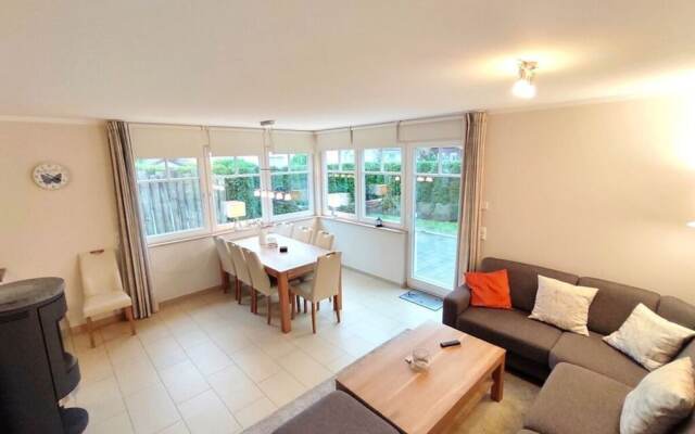 Strandburg Modern Retreat