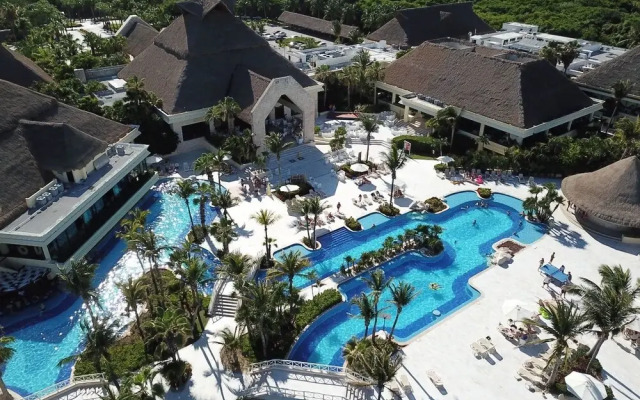 Luxury Ocean View Penthouse Riviera Maya