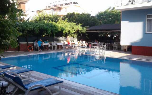 Nergos Side Hotel