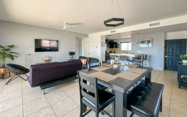 Relaxing Getaway 2BR Condo