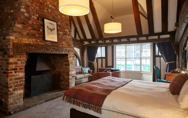 White Hart Hotel by Greene King Inns