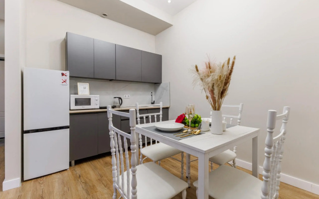 Apartments on Turan Avenue 50/2