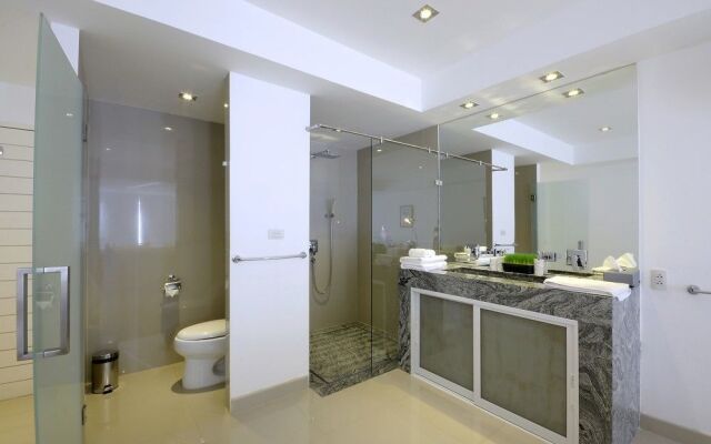 Luxury 5 Star Beach Villa 8 Bedrooms
