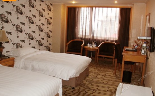 Dong Jiao Min Xiang Hotel