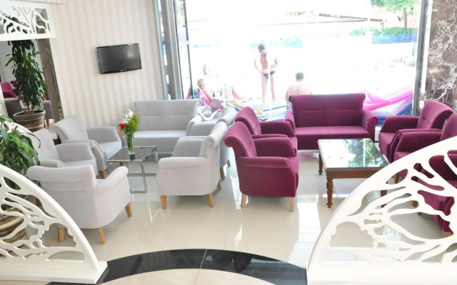 Kleopatra Micador Hotel