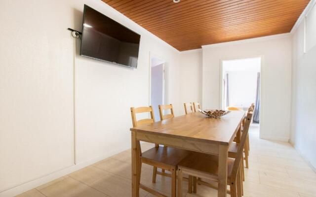 Tolstov House - 6 Room Villa with Garden - 15min Messe DUS