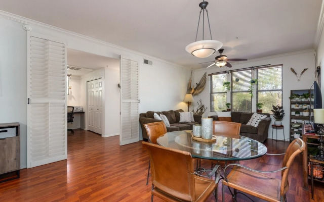 Villa Edge 2 Bedroom Condo by RedAwning