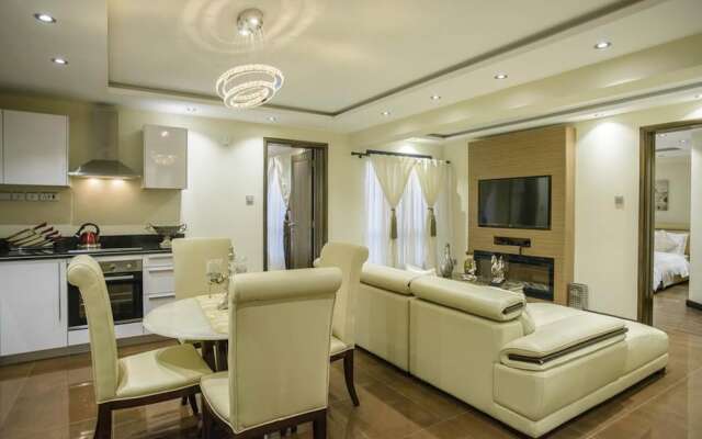 Stay in our Small Deluxe Two Bedroom Apartment for an Amazing Experience