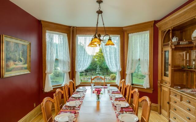 Habberstad House Bed And Breakfast