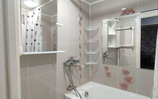 Апартаменты на проезде Сиреневый 28