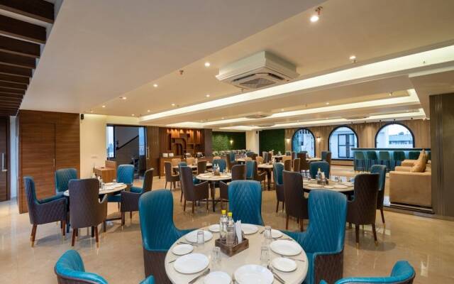 Grand Luxotica By DLS Hotels
