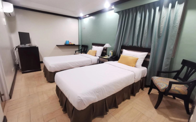 Tagaytay Country Hotel