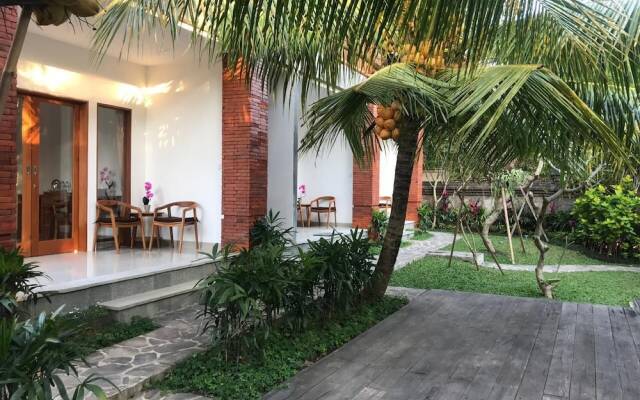 Flamboyant Villa Ubud