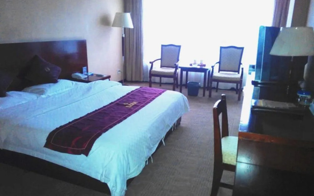 Huachen Hotel (Xi'an Bell Tower East Street Mingchengqiang)