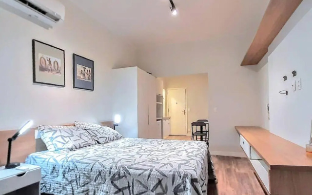 Av Atlântica - Posto 4 - Térreo