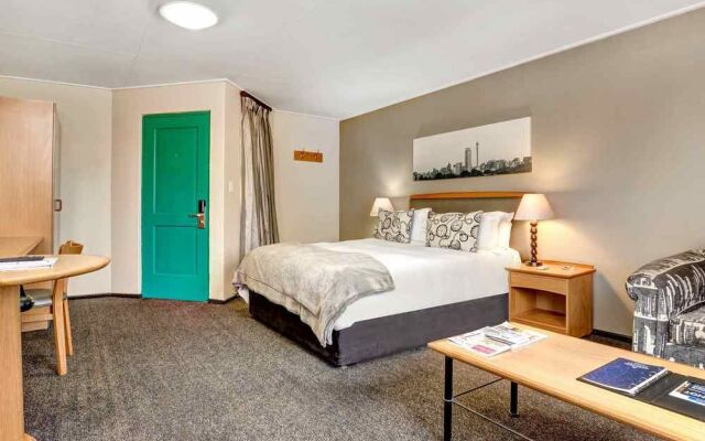 Protea Hotel by Marriott® Midrand Samrand