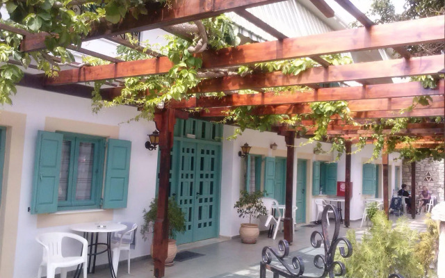 Matala Dimitris Villas and Hotel
