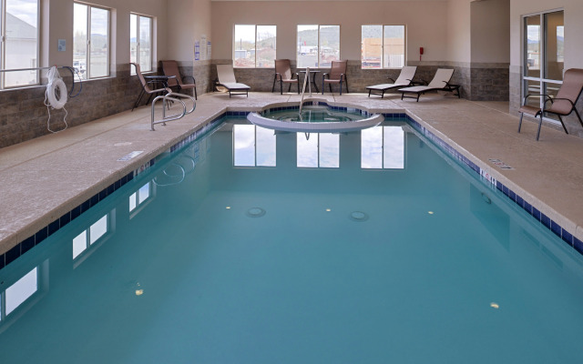 Holiday Inn Express & Suites Williams by IHG