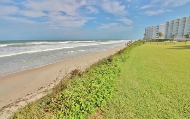 Sea Winds Condominiums C