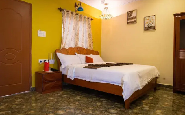 Alcove Beach Resort