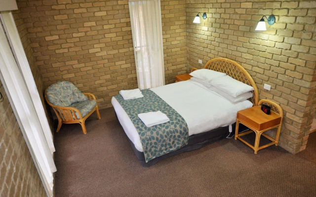 Tropicana Motor Inn