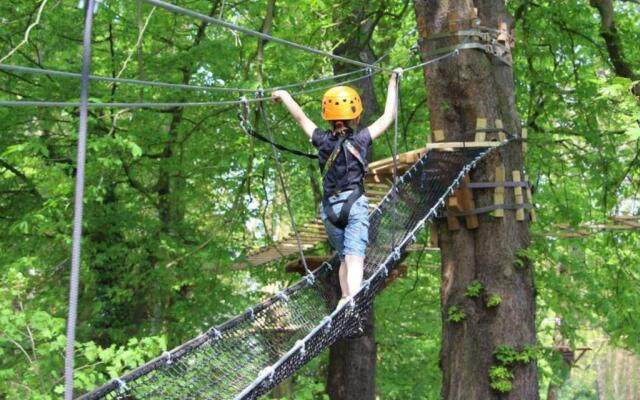 Beautiful Louisiana villa sleeps 6 with pool