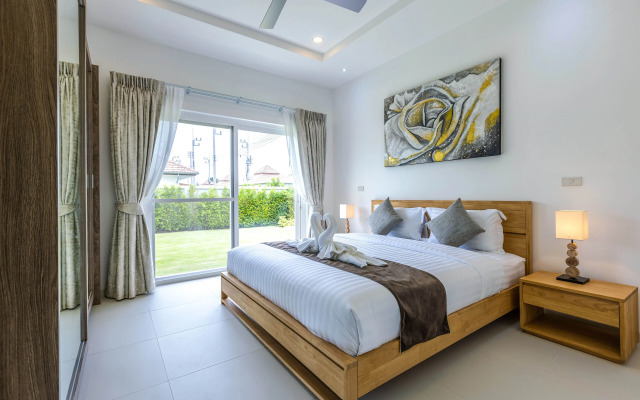 Private 3 Bedroom Pool Villa MS22