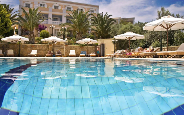 Crithoni's Paradise Hotel