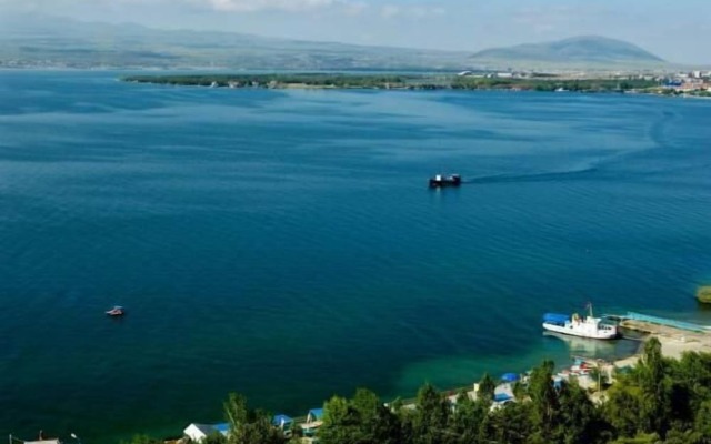 Serik & Geora Guesthouse