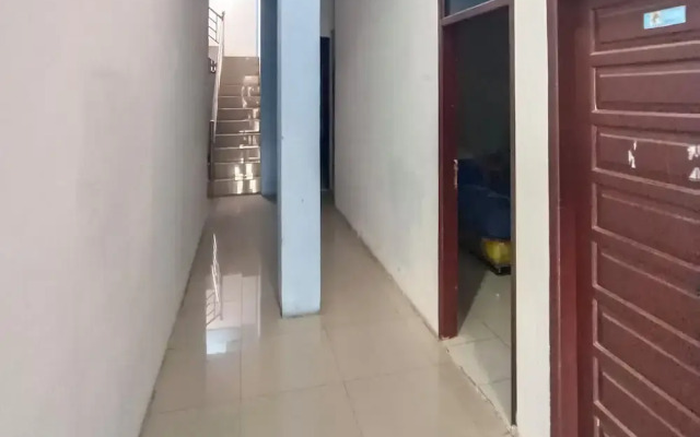 OYO 92207 Hotel Koperasi