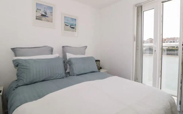 2 Beach Cottage