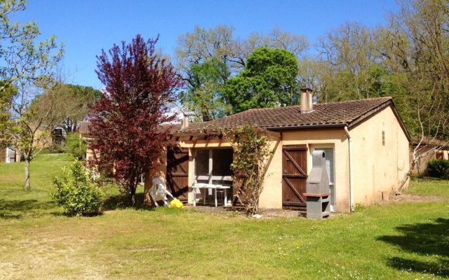 House With 2 Bedrooms In Puy Leveque With Shared Pool Enclosed Garden And Wifi