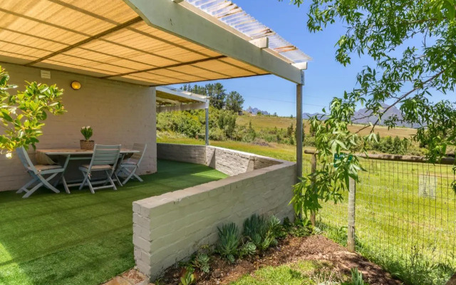 Wildlife Retreat on a Wine-Farm