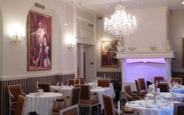 Brit Hotel Le Royal - Troyes