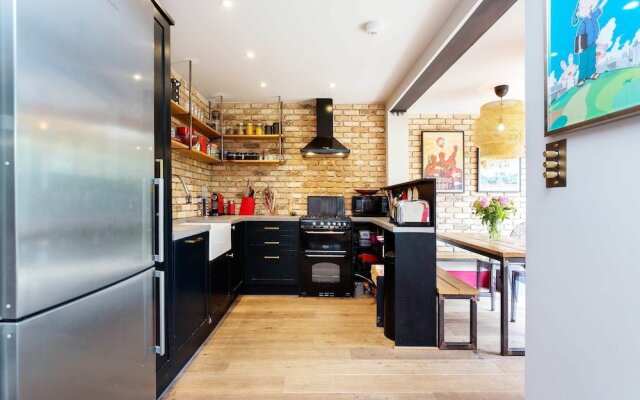 Notting Hill Oasis