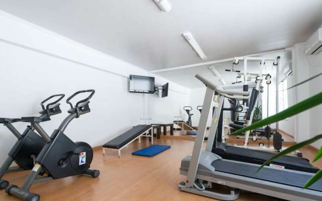 Urquiza Apart Hotel & Suites