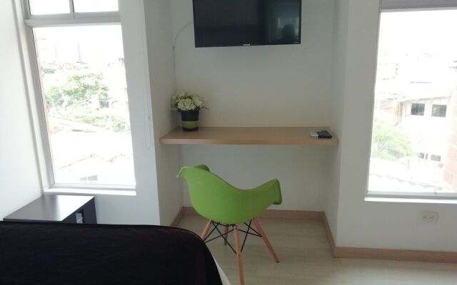 Apartasuites Laureles Cmc