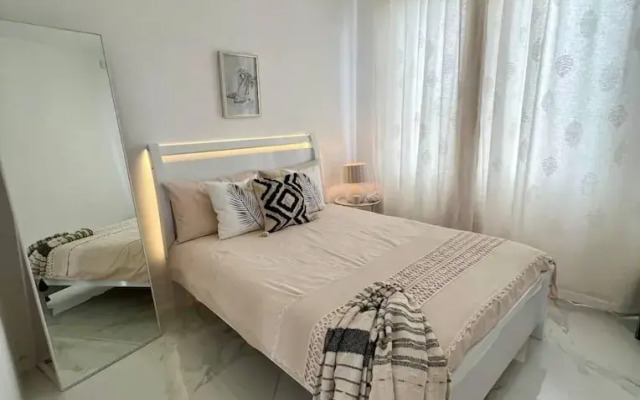 Brand new 2 Bedroom Apartment in Pereybere