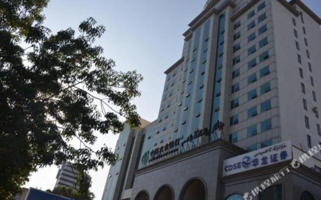 Karamay Baonai Business Hotel