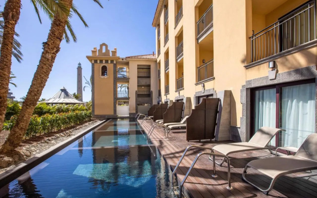 Unique Club at Lopesan Costa Meloneras Resort