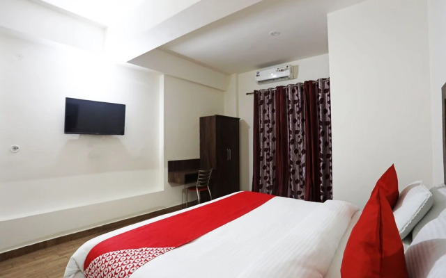 Oyo 40002 Home Feeling Accommodation