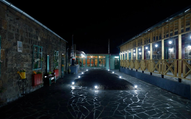 Onoyi Tun Guest House