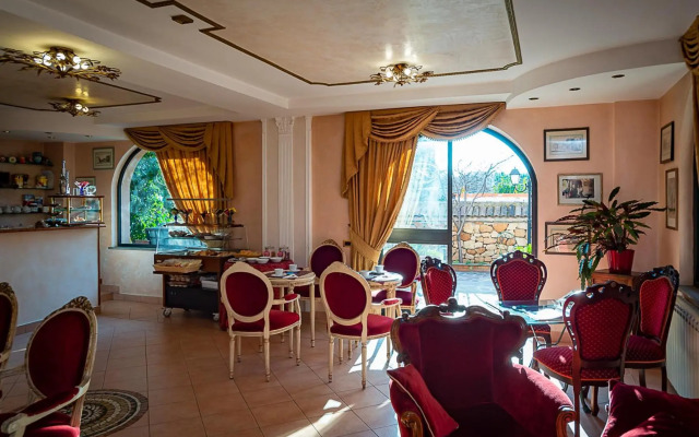 Hotel Louis II